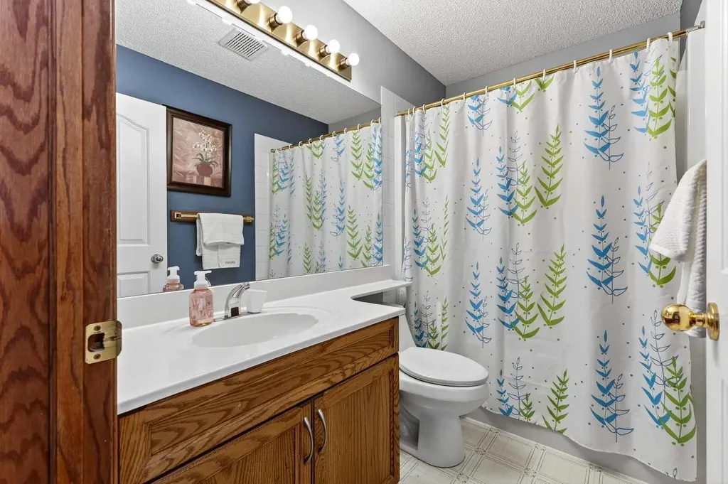 129 Bridlewood Way SW Calgary AB T2Y 3S8