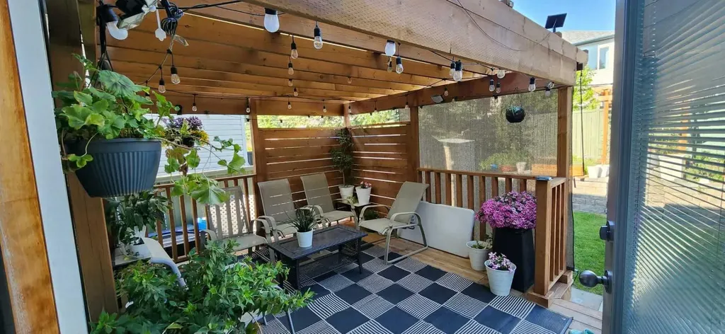 129 Bridlewood Way SW Calgary AB T2Y 3S8