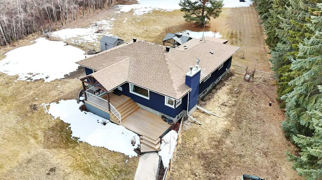 38018 Highway 808 Rural Red Deer County AB T4E 0V3