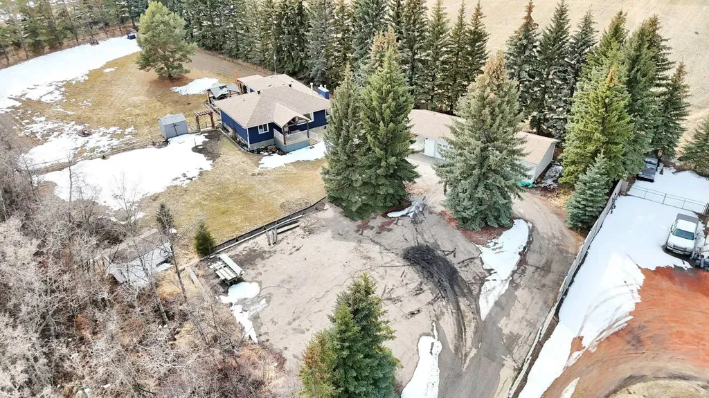 38018 Highway 808 Rural Red Deer County AB T4E 0V3