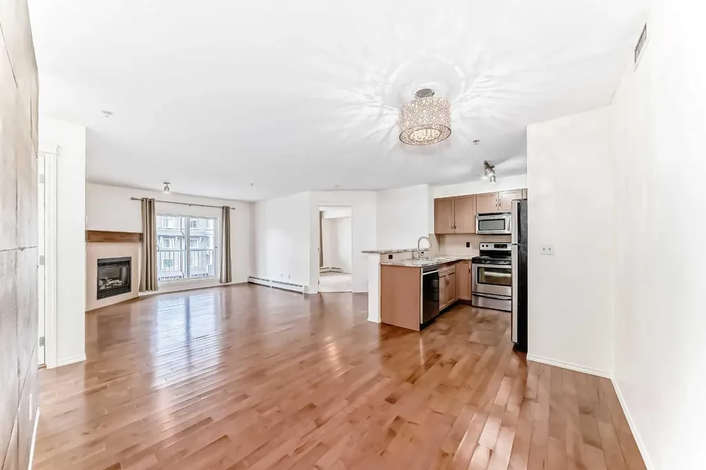 115 Prestwick Villas SE Calgary AB T2Z 0N1