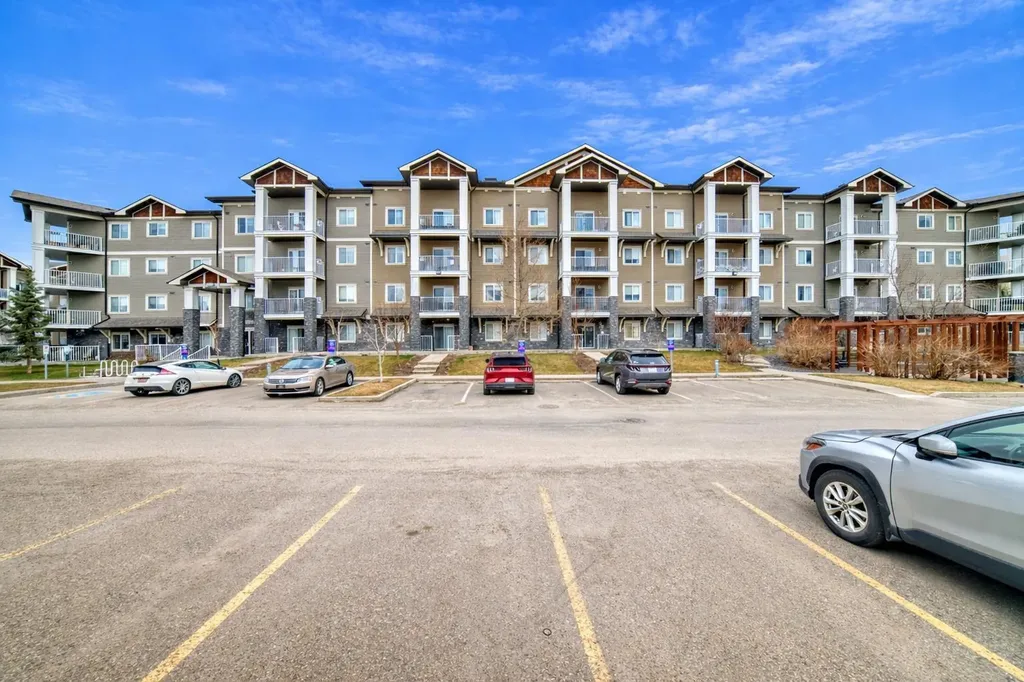 115 Prestwick Villas SE Calgary AB T2Z 0N1