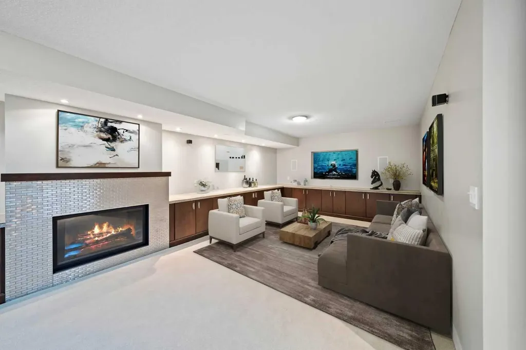 159 Malibou Road SW Calgary AB T2V 1X5
