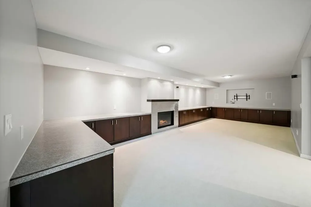 159 Malibou Road SW Calgary AB T2V 1X5