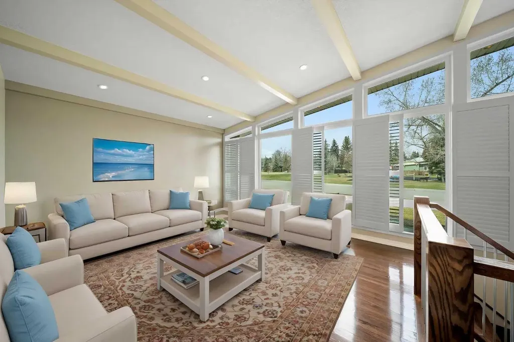159 Malibou Road SW Calgary AB T2V 1X5