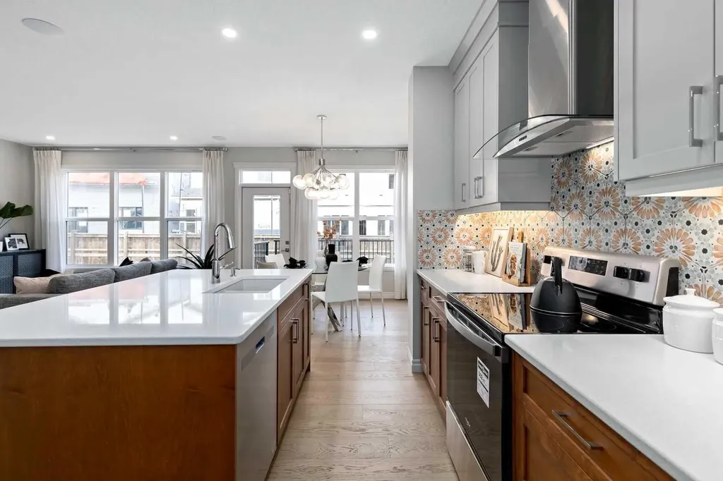 293 Homestead Terrace NE Calgary AB T3J 5R7
