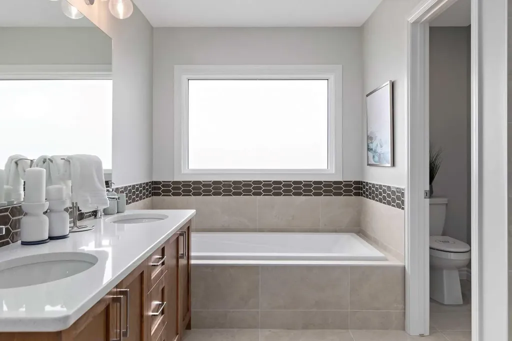 293 Homestead Terrace NE Calgary AB T3J 5R7