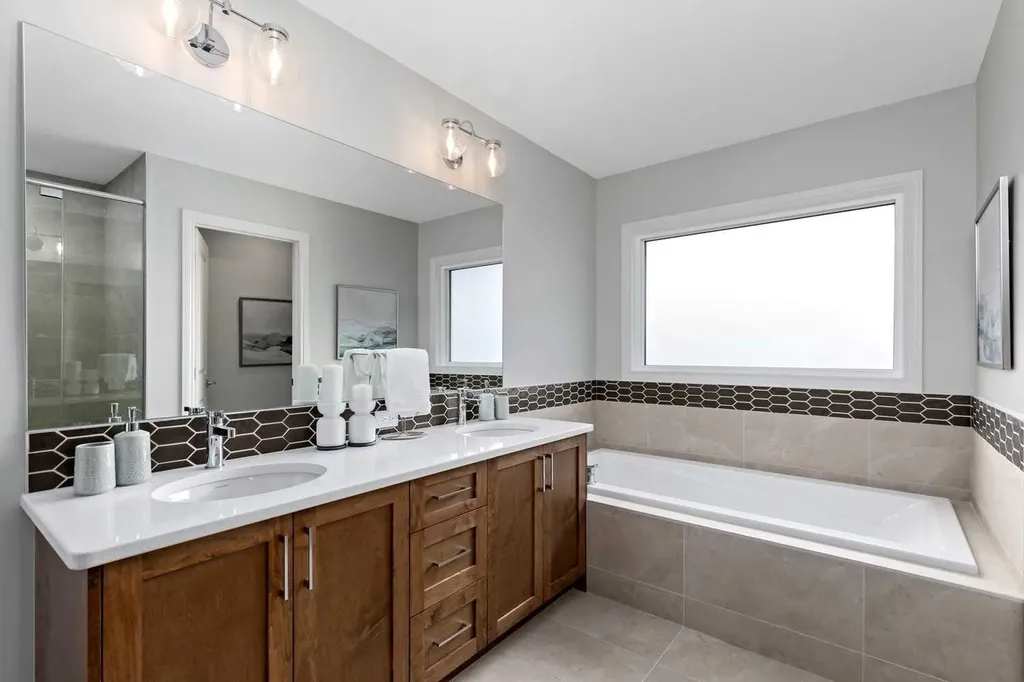293 Homestead Terrace NE Calgary AB T3J 5R7