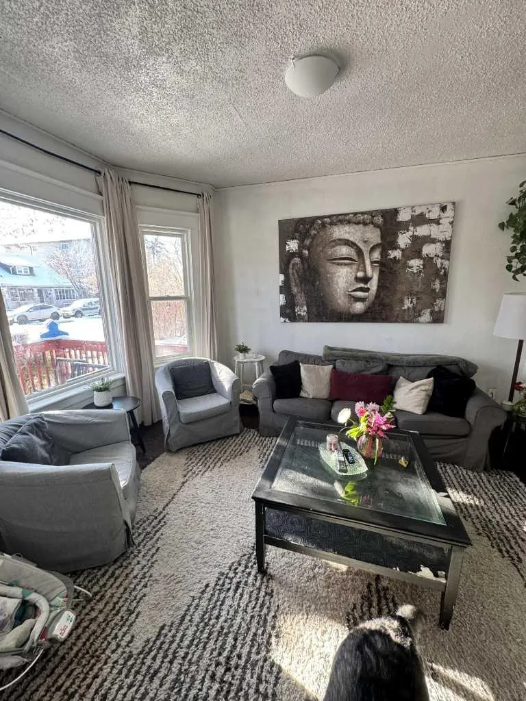 722 2 Avenue NW Calgary AB T2N 0E3