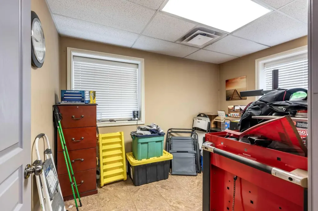 81 Brier Estates Way NW Medicine Hat AB T1C0B2