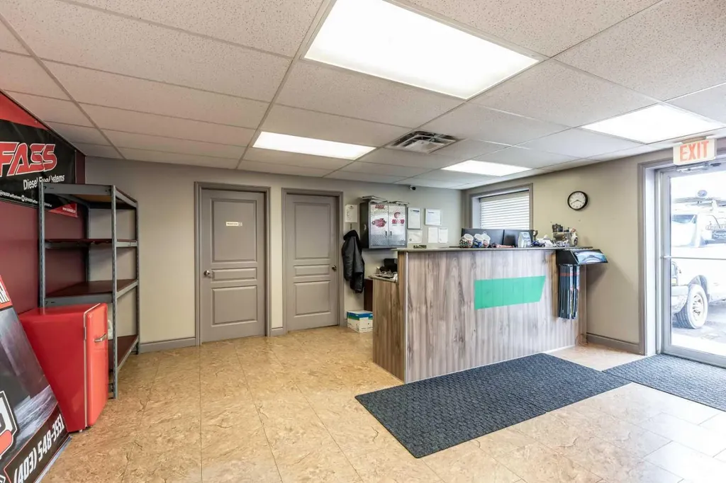 81 Brier Estates Way NW Medicine Hat AB T1C0B2