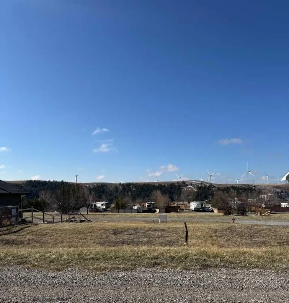 305 3 Avenue Rural Pincher Creek No. 9 M.d. Of AB T0K1W0