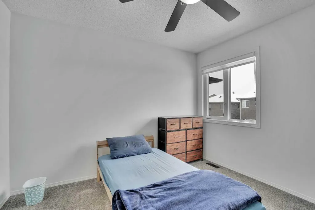 31 Skyview Shores Gardens NE Calgary AB T3N0C6