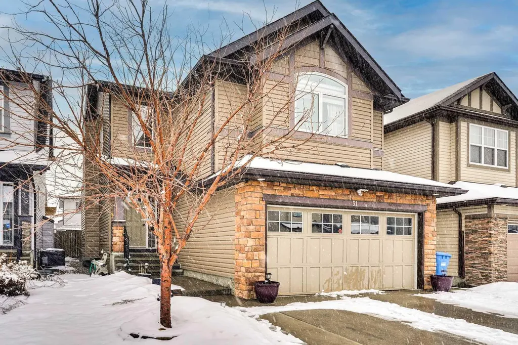31 Skyview Shores Gardens NE Calgary AB T3N0C6