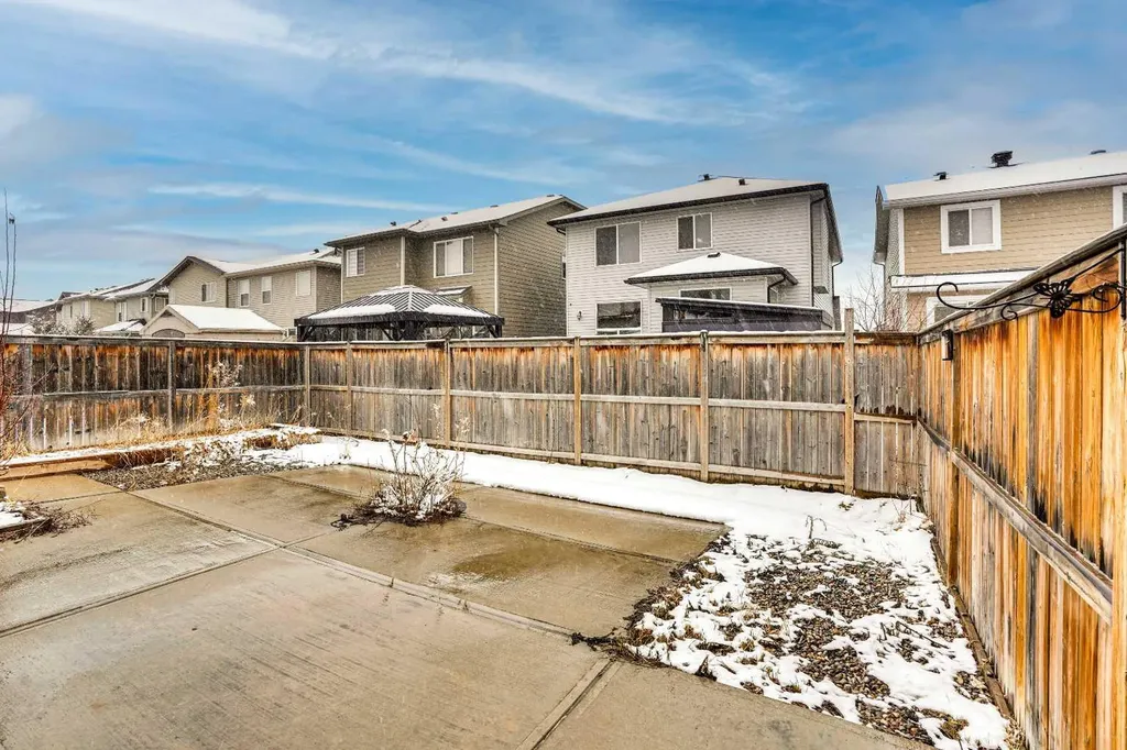 31 Skyview Shores Gardens NE Calgary AB T3N0C6