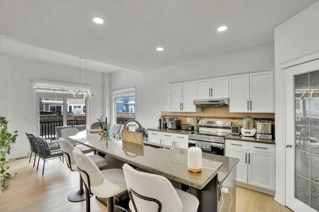 31 Skyview Shores Gardens NE Calgary AB T3N0C6