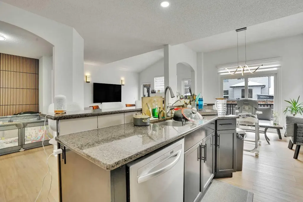31 Skyview Shores Gardens NE Calgary AB T3N0C6