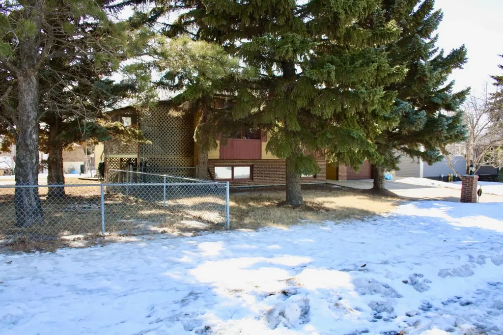 #25 4th Avenue E Neilburg SK S0M 2C0