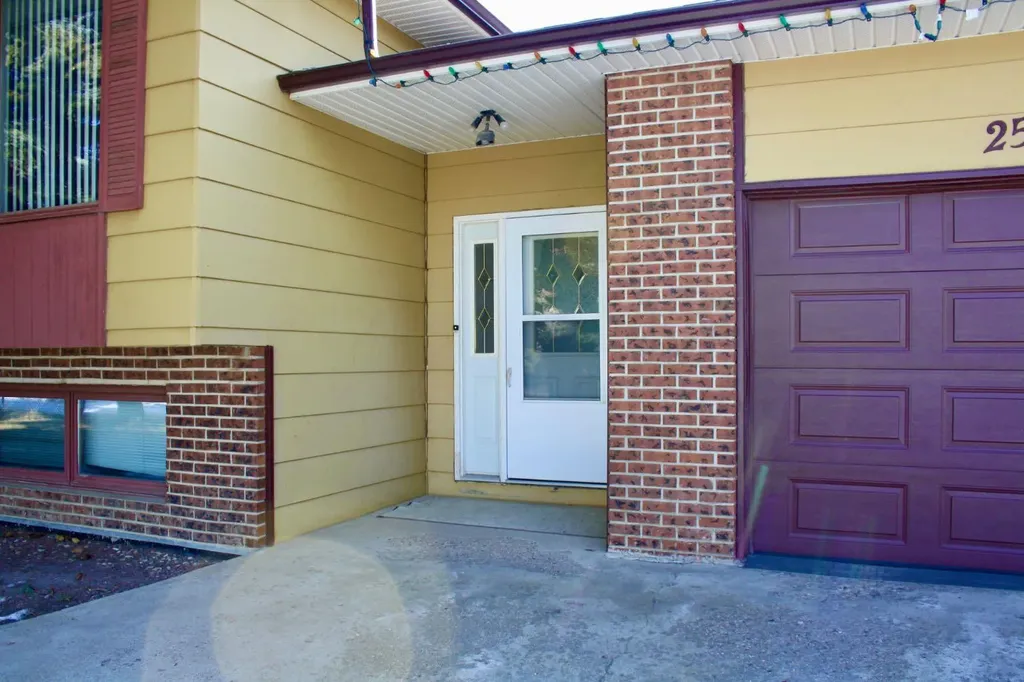 #25 4th Avenue E Neilburg SK S0M 2C0
