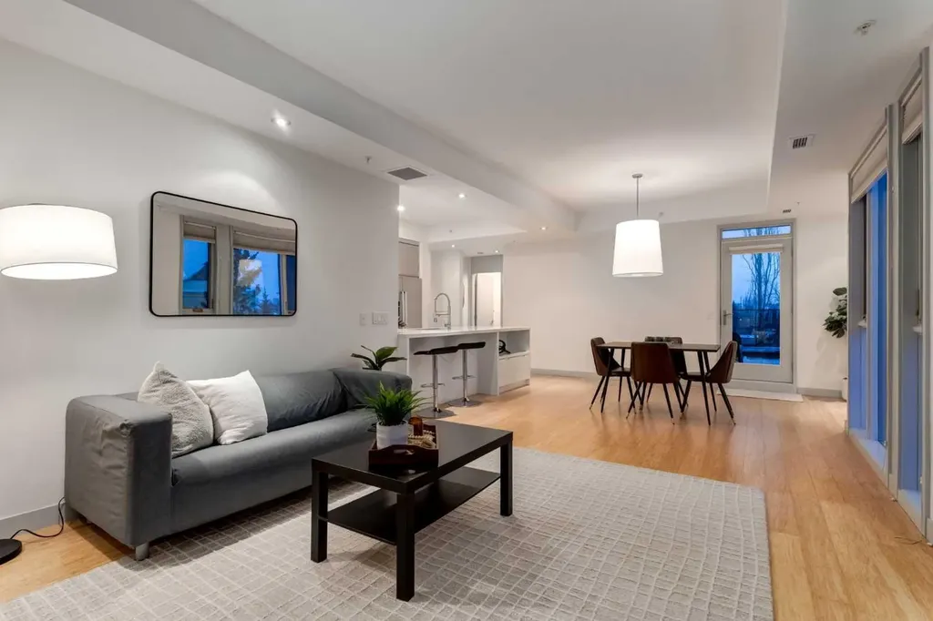 2905 16 Street SW Calgary AB T2T 4G5