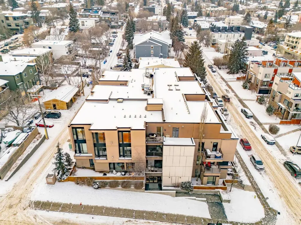 2905 16 Street SW Calgary AB T2T 4G5