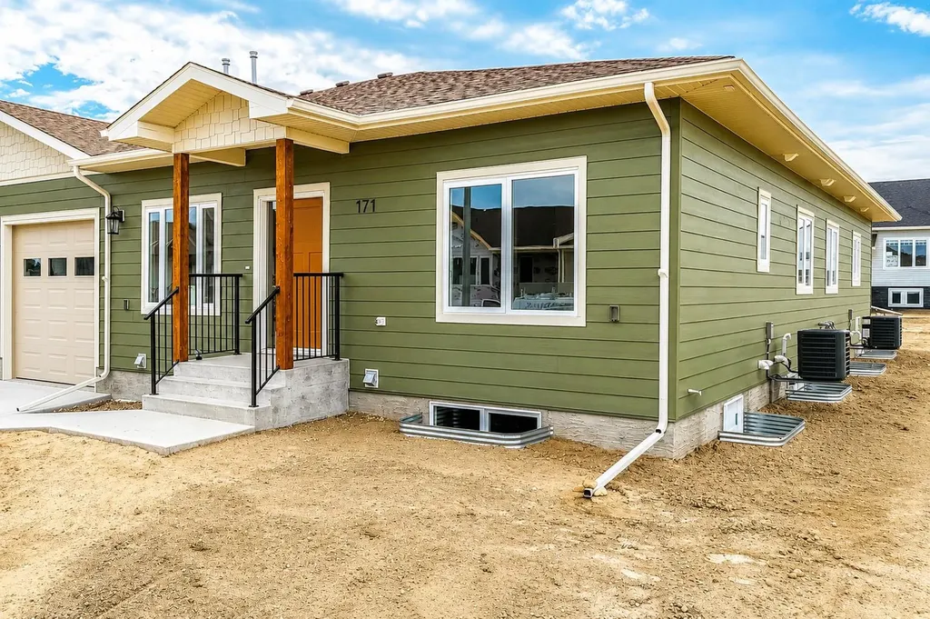 171 Parkview Crescent W Bow Island AB T0K 0G0