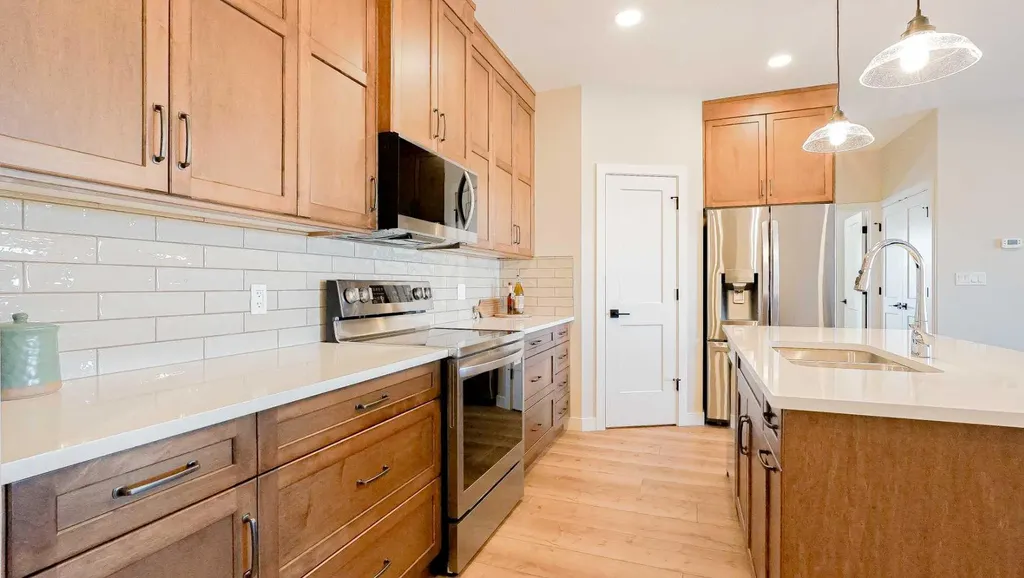 171 Parkview Crescent W Bow Island AB T0K 0G0