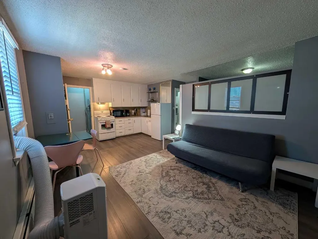 524 3 Street SE Medicine Hat AB T1A 0H3