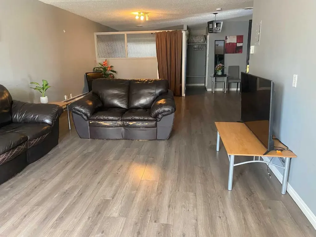 524 3 Street SE Medicine Hat AB T1A 0H3