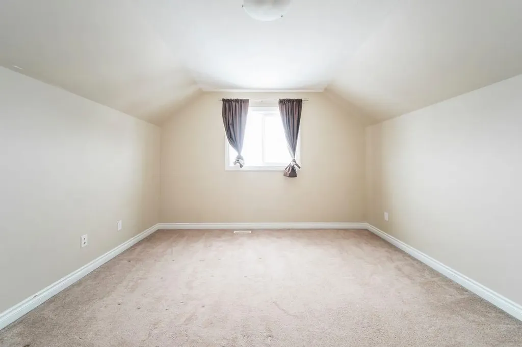 240 Comeau Crescent Fort Mcmurray AB T9K 2X8