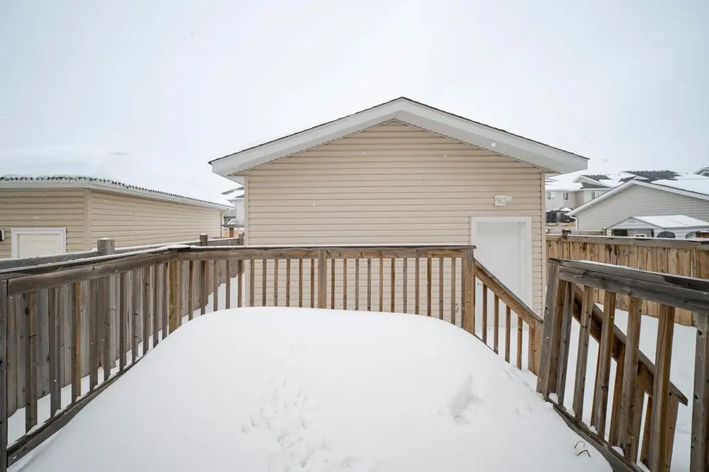 240 Comeau Crescent Fort Mcmurray AB T9K 2X8