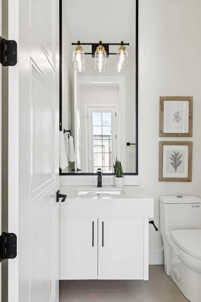 2810 38 Street SW Calgary AB T3E3G2