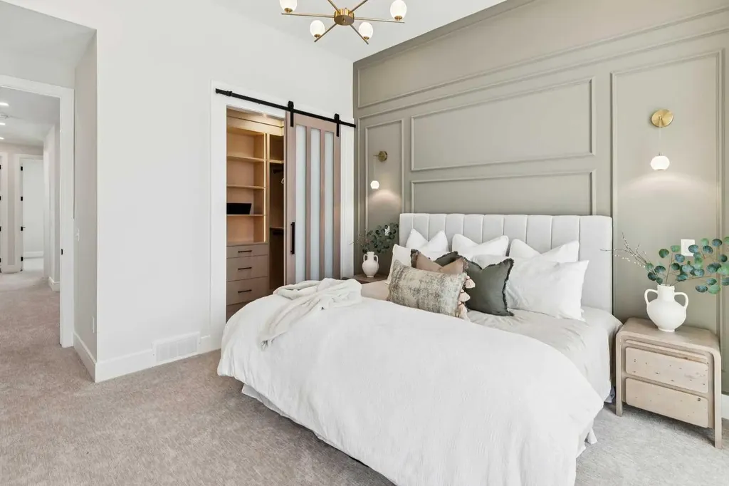 2810 38 Street SW Calgary AB T3E3G2