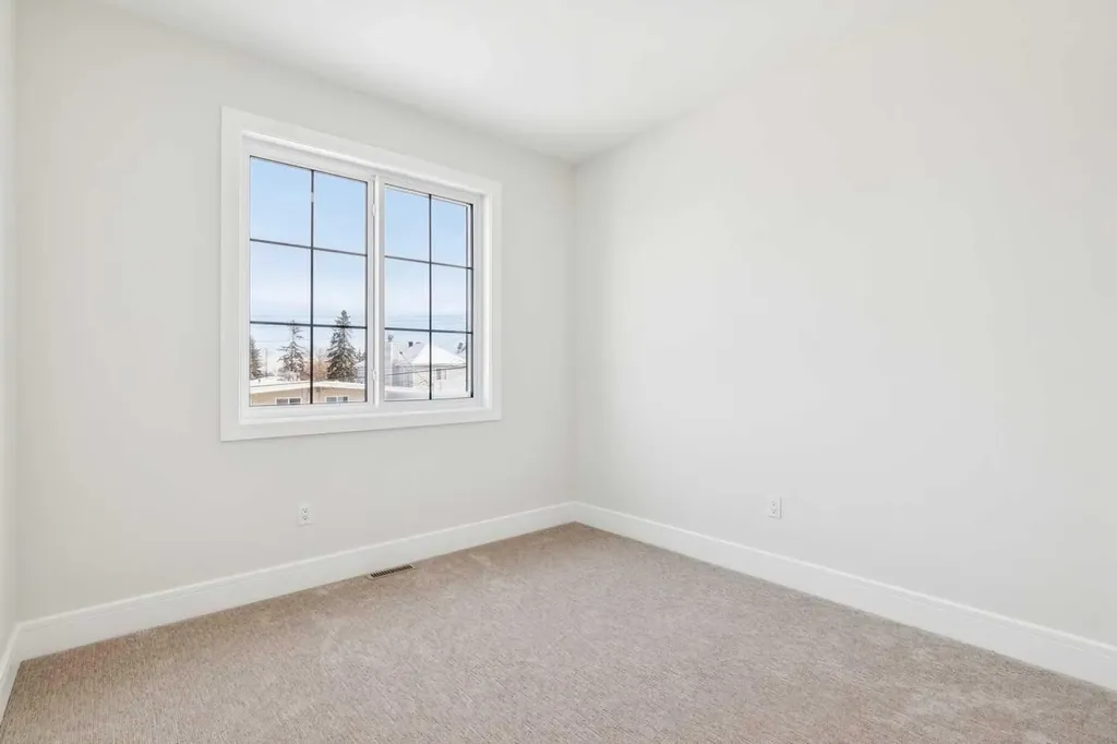 2810 38 Street SW Calgary AB T3E3G2
