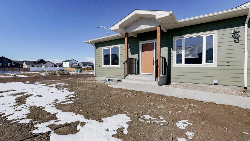 173 Parkview Crescent W Bow Island AB T0K 0G0