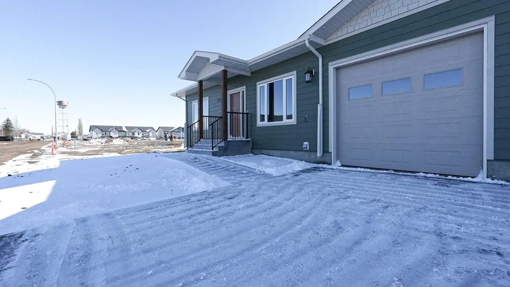 173 Parkview Crescent W Bow Island AB T0K 0G0
