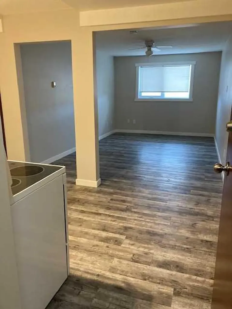 3105 51 Avenue Lloydminster AB T9V 1H9