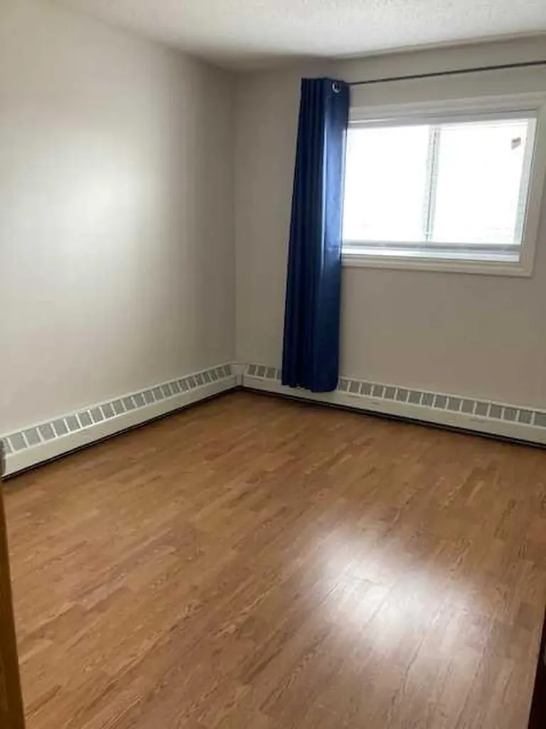 3105 51 Avenue Lloydminster AB T9V 1H9