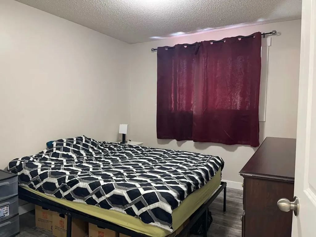 3105 51 Avenue Lloydminster AB T9V 1H9