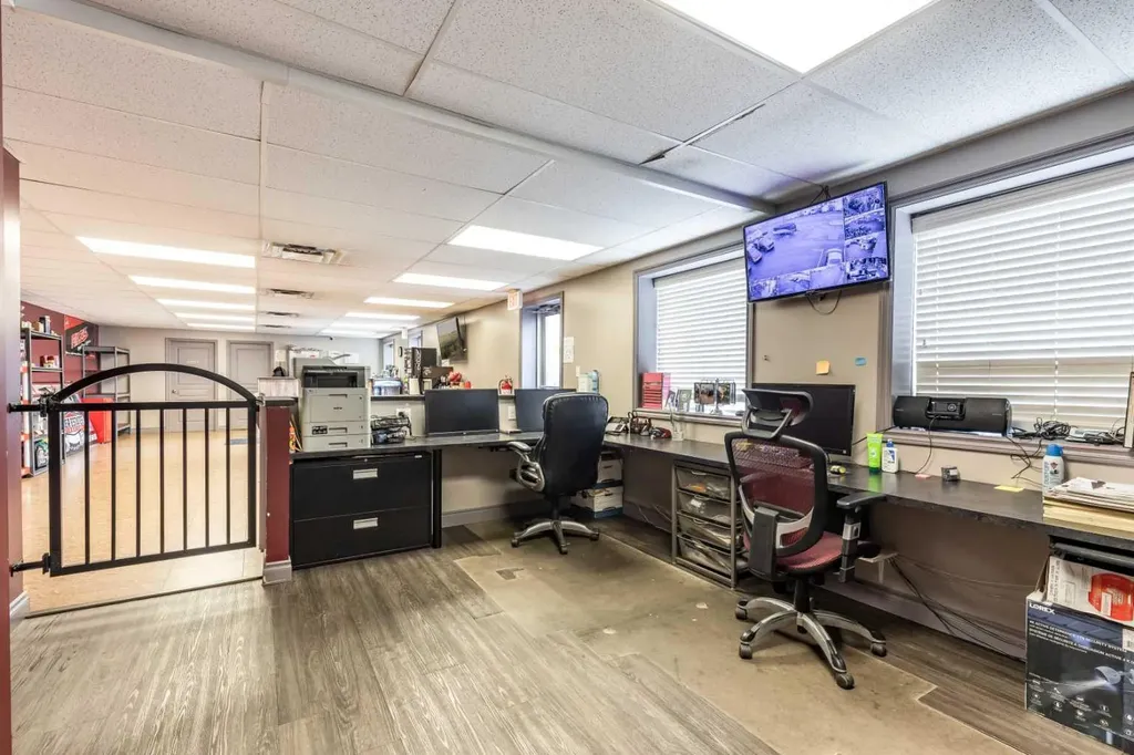 81 Brier Estates Way NW Medicine Hat AB T1C0B2