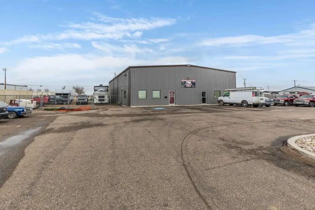 81 Brier Estates Way NW Medicine Hat AB T1C0B2
