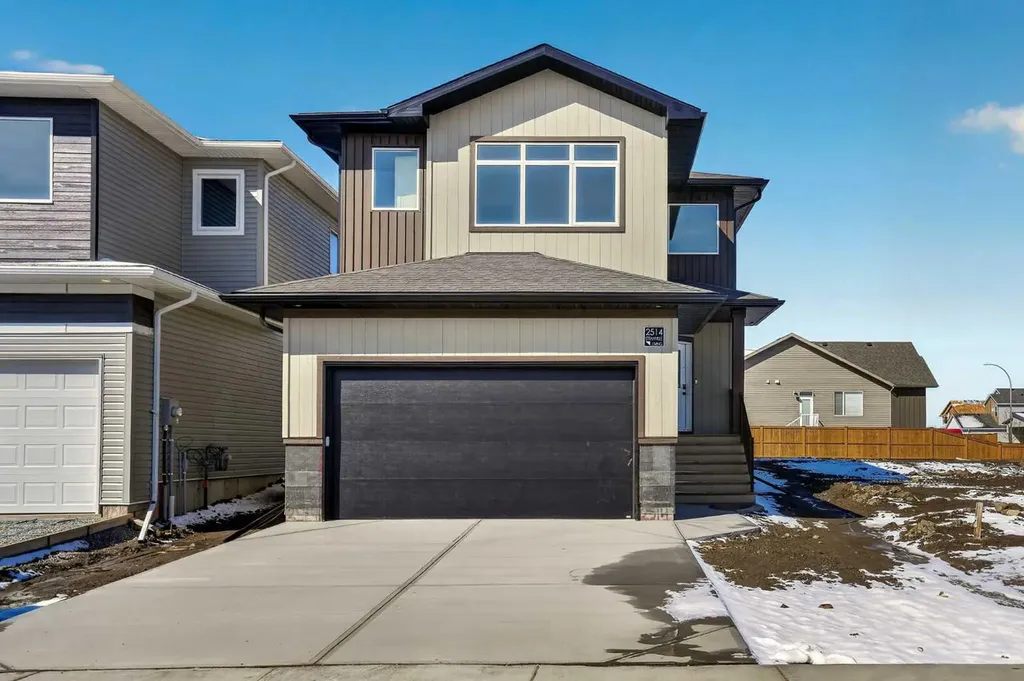 2514 44 Street S Lethbridge AB T1K 8L6