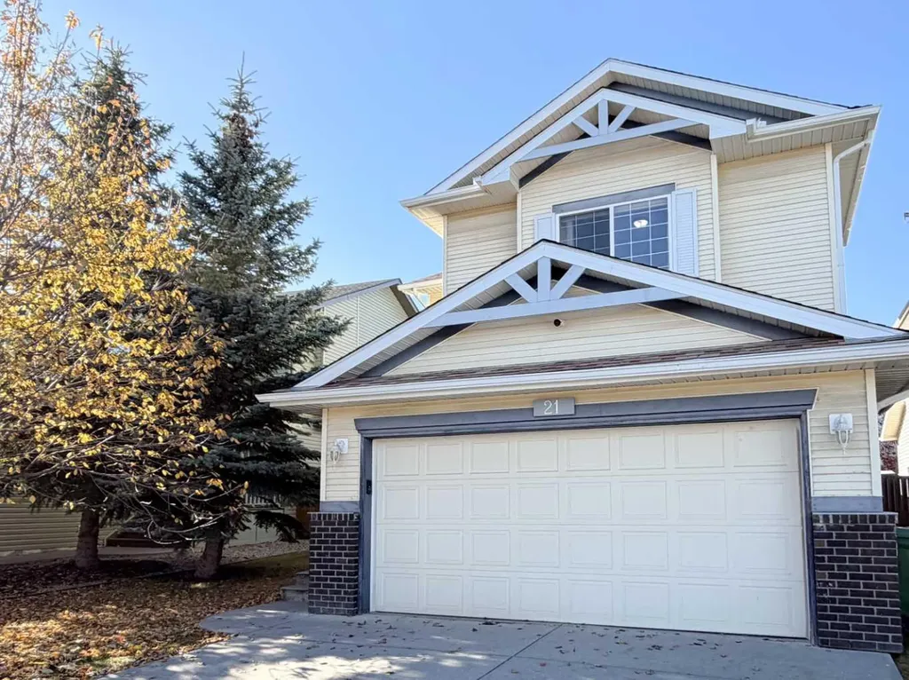 21 Panamount Hill NW Calgary AB T3K5R8