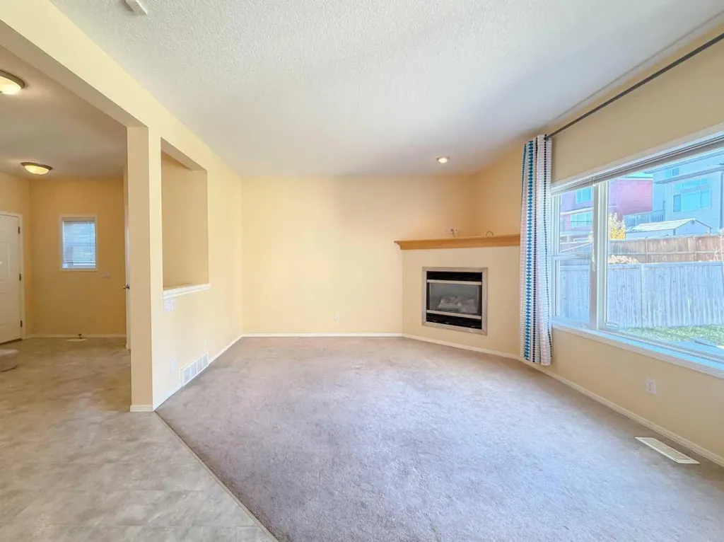 21 Panamount Hill NW Calgary AB T3K5R8