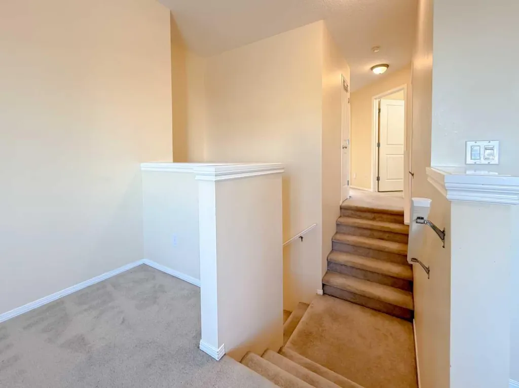 21 Panamount Hill NW Calgary AB T3K5R8