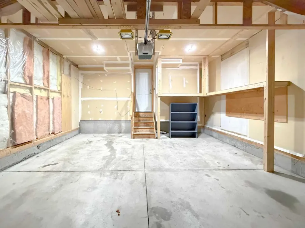 21 Panamount Hill NW Calgary AB T3K5R8