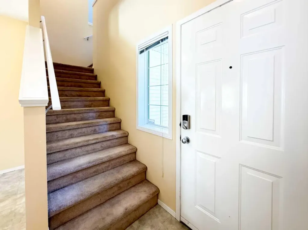 21 Panamount Hill NW Calgary AB T3K5R8