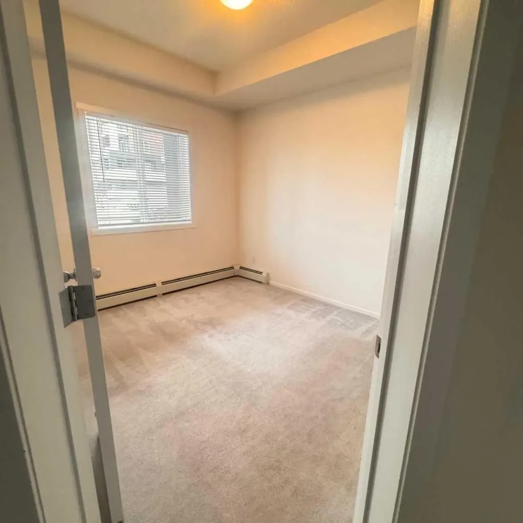 4641 128 Avenue NE Calgary AB T3N 1T3