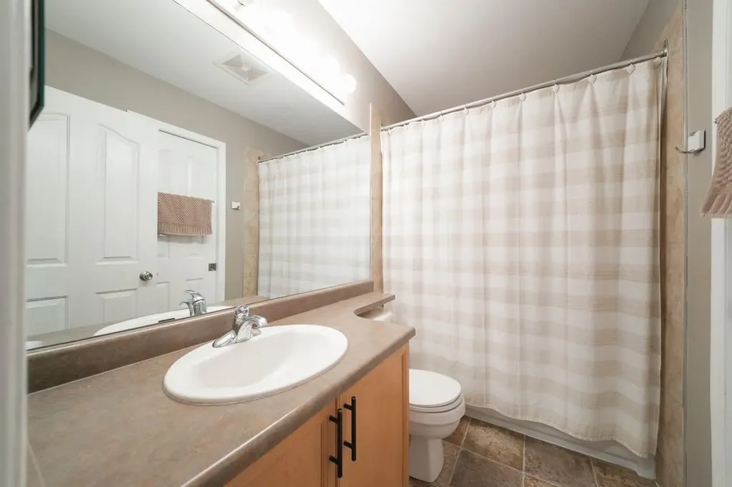 269 Smallwood Street Fort Mcmurray AB T9K 2L4