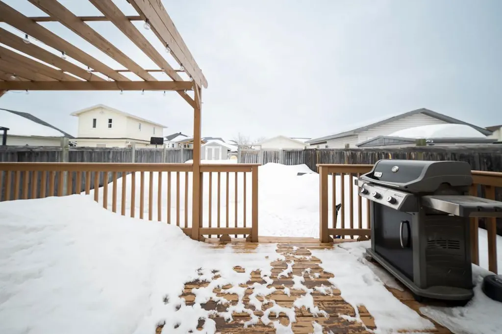 269 Smallwood Street Fort Mcmurray AB T9K 2L4